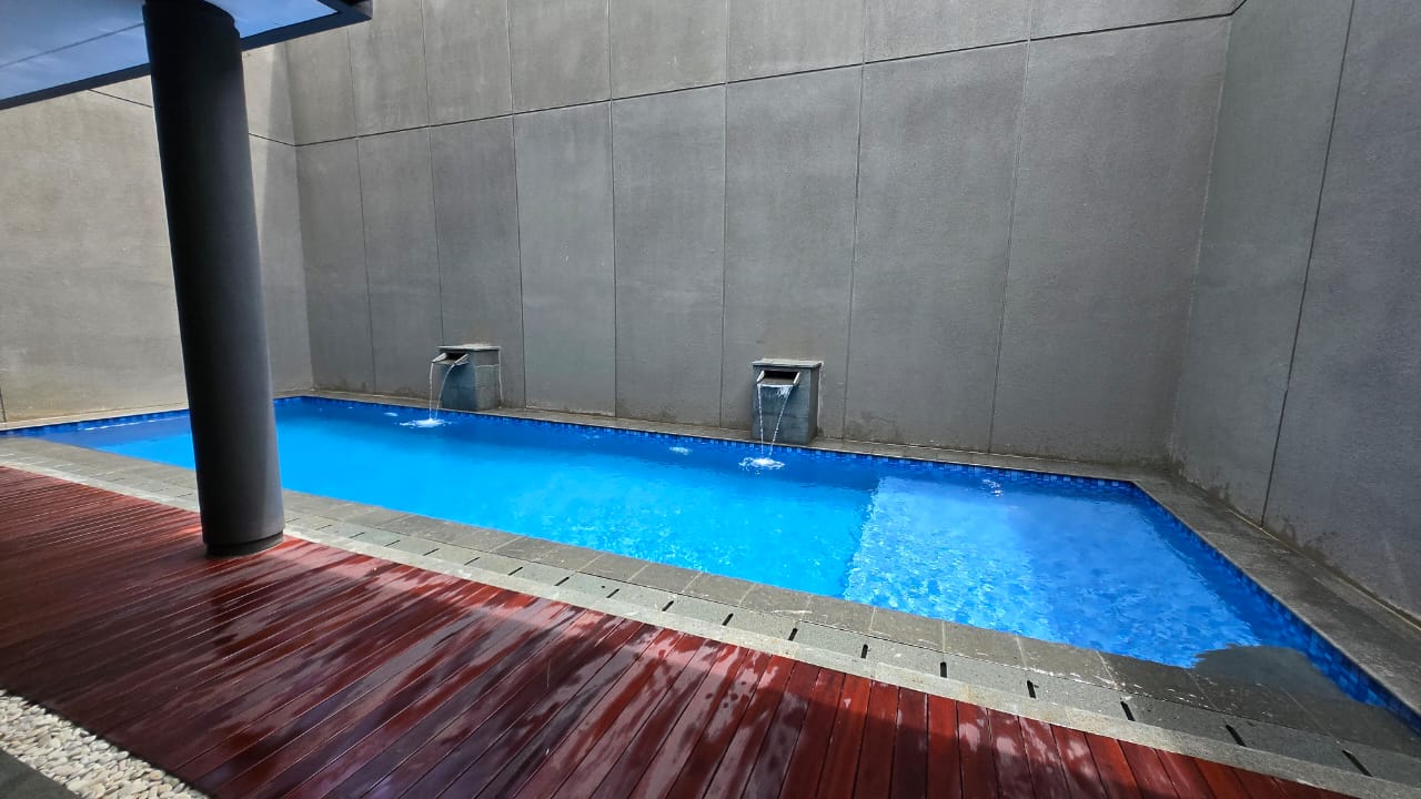 Proyek kolam renang anggapati 36