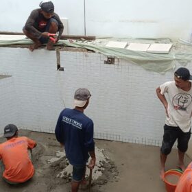 Proyek Kolam Renang Cilodong