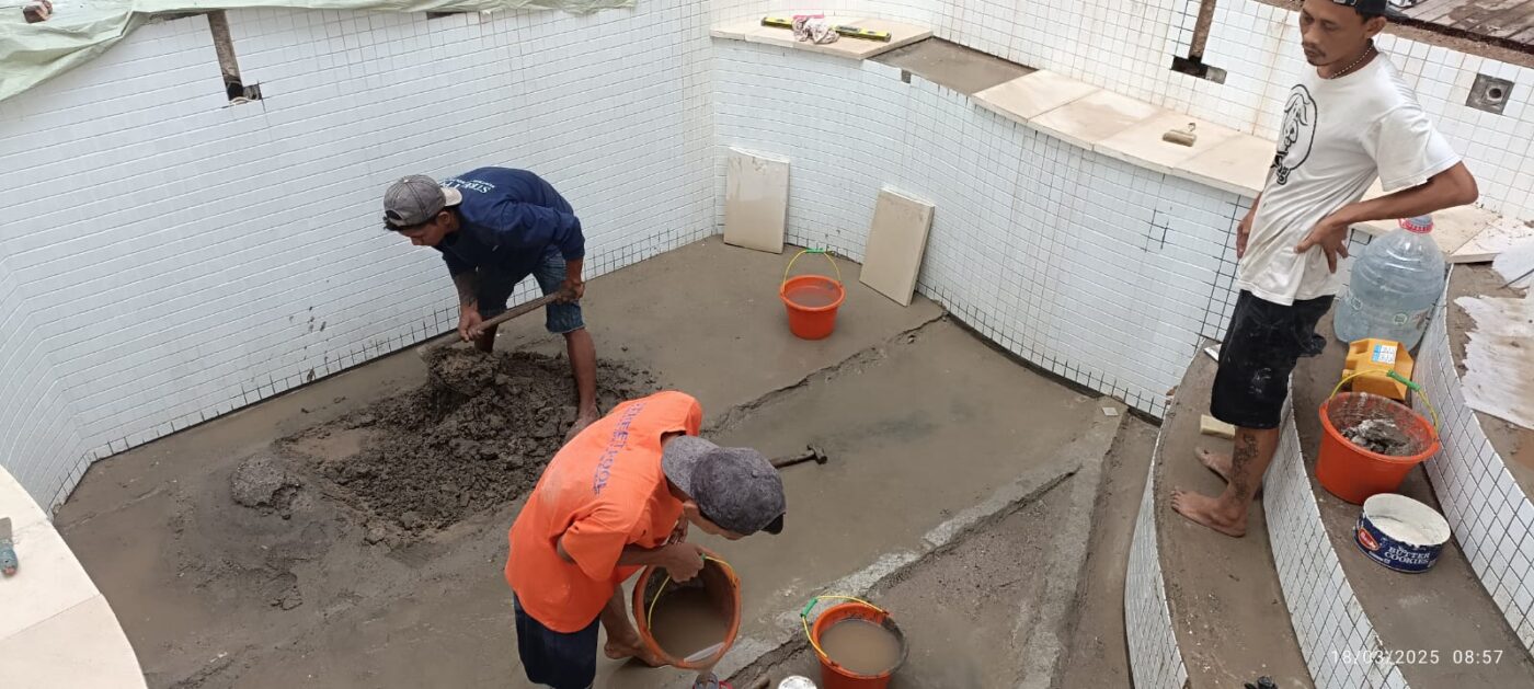 Proyek Kolam Renang Cilodong
